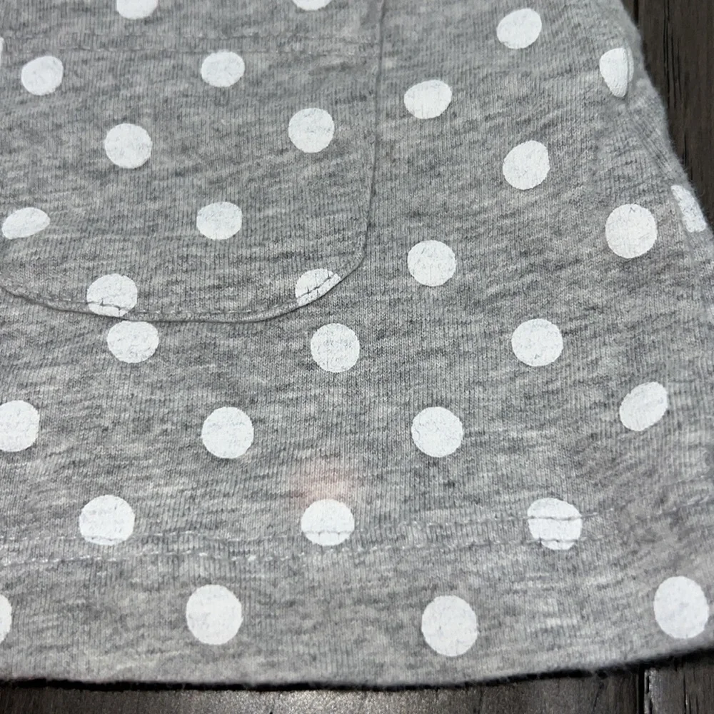 Carters baby girl striped bloomer with matching giraffe polkadot T-shirt